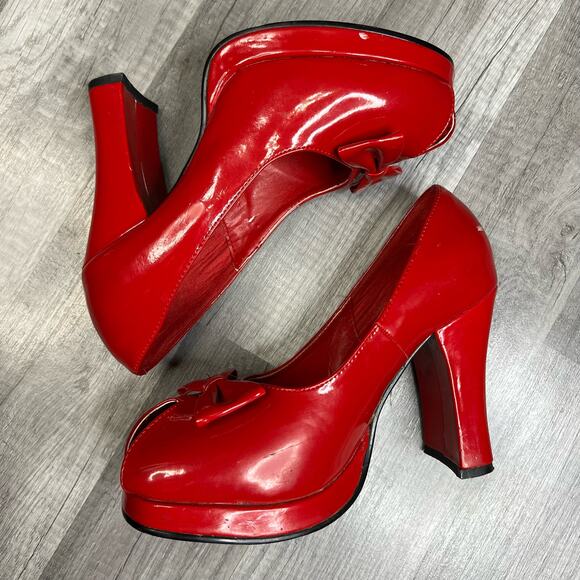 Vintage Hot Topic Red Faux Leather Platform Peep Toe Heels Pumps Pin Up - Picture 8 of 10